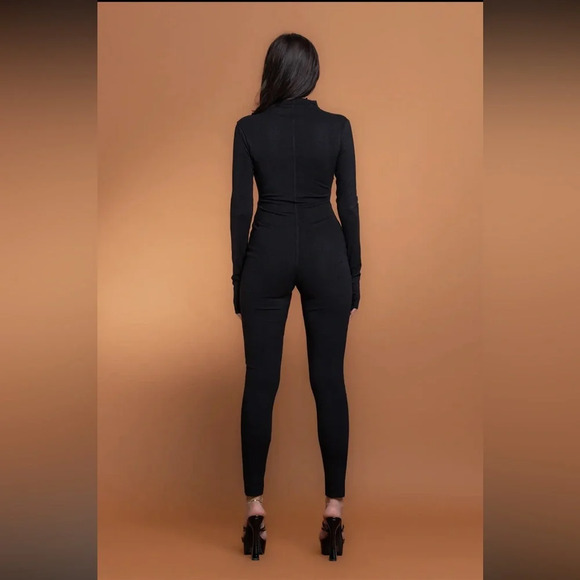 NWT No Vacancy Ultra Soft Double Sided Jersey Jumpsuit, Black Bodysuit - Picture 2 of 3